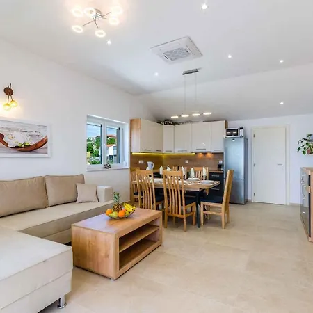 In 14226 Apartment Crikvenica