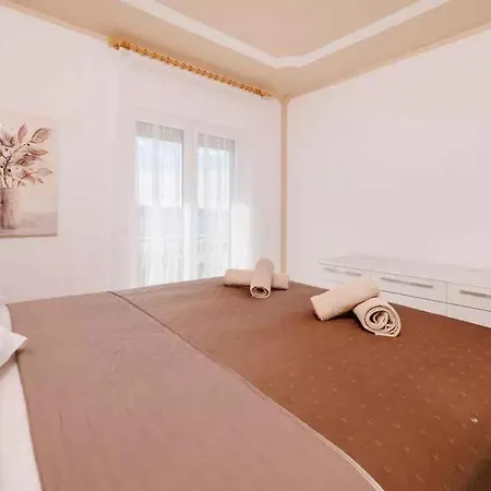 Apartment In 14226 Crikvenica